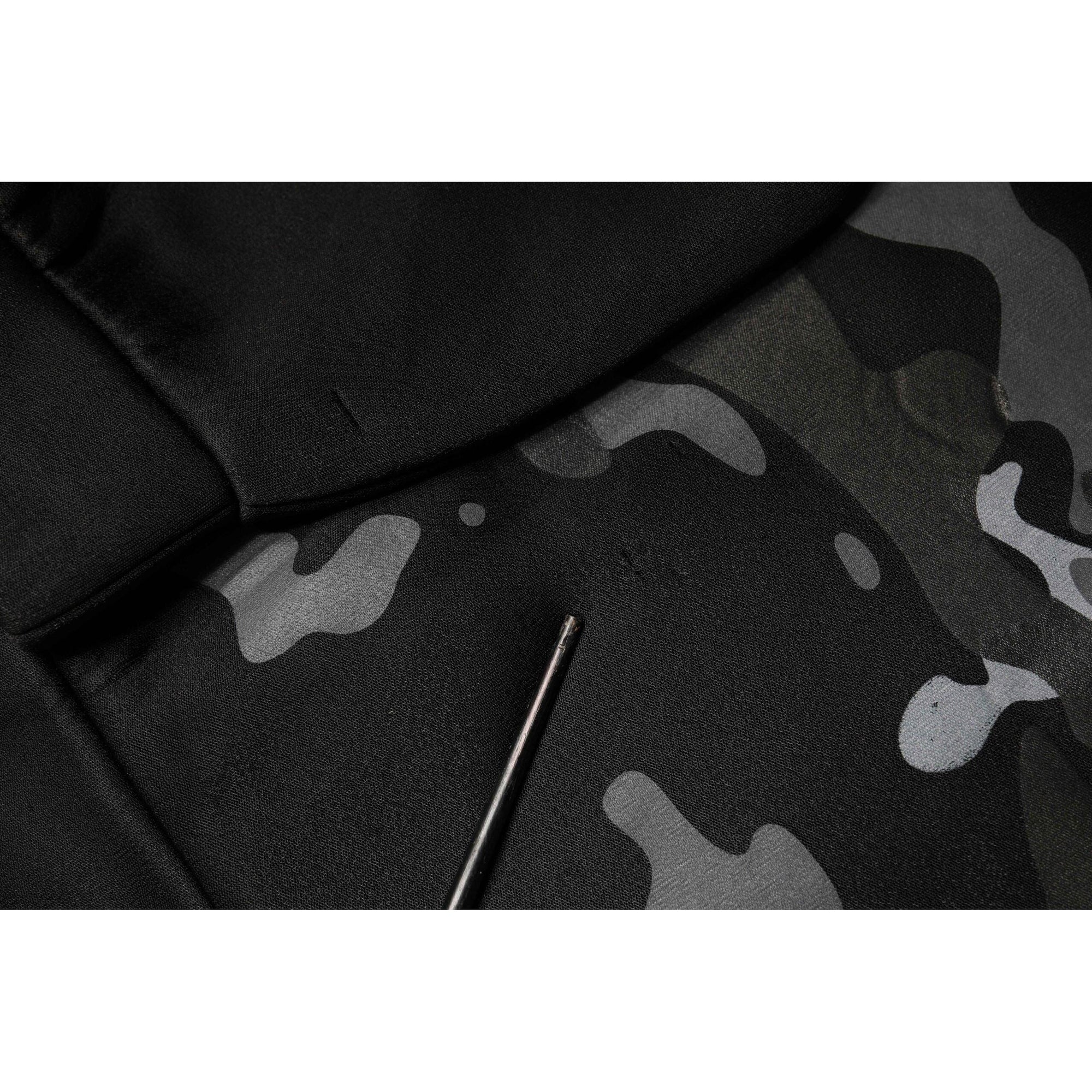 Dolce & Gabbana Black Camouflage Round Neck Sweatshirt Sweater