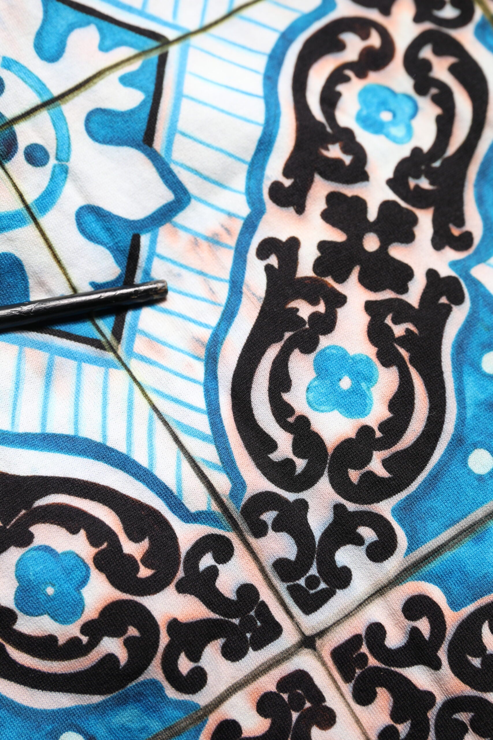 Dolce & Gabbana Blue Cotton Majolica Print Round Neck T-shirt