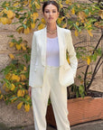 Ensemble Tailleur Deux Pièces Blanc Cassé Coupe Regular - Paris Deluxe