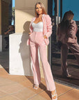 Ensemble Tailleur Rose Deux-pièces Léger Coupe Évasée - Paris Deluxe