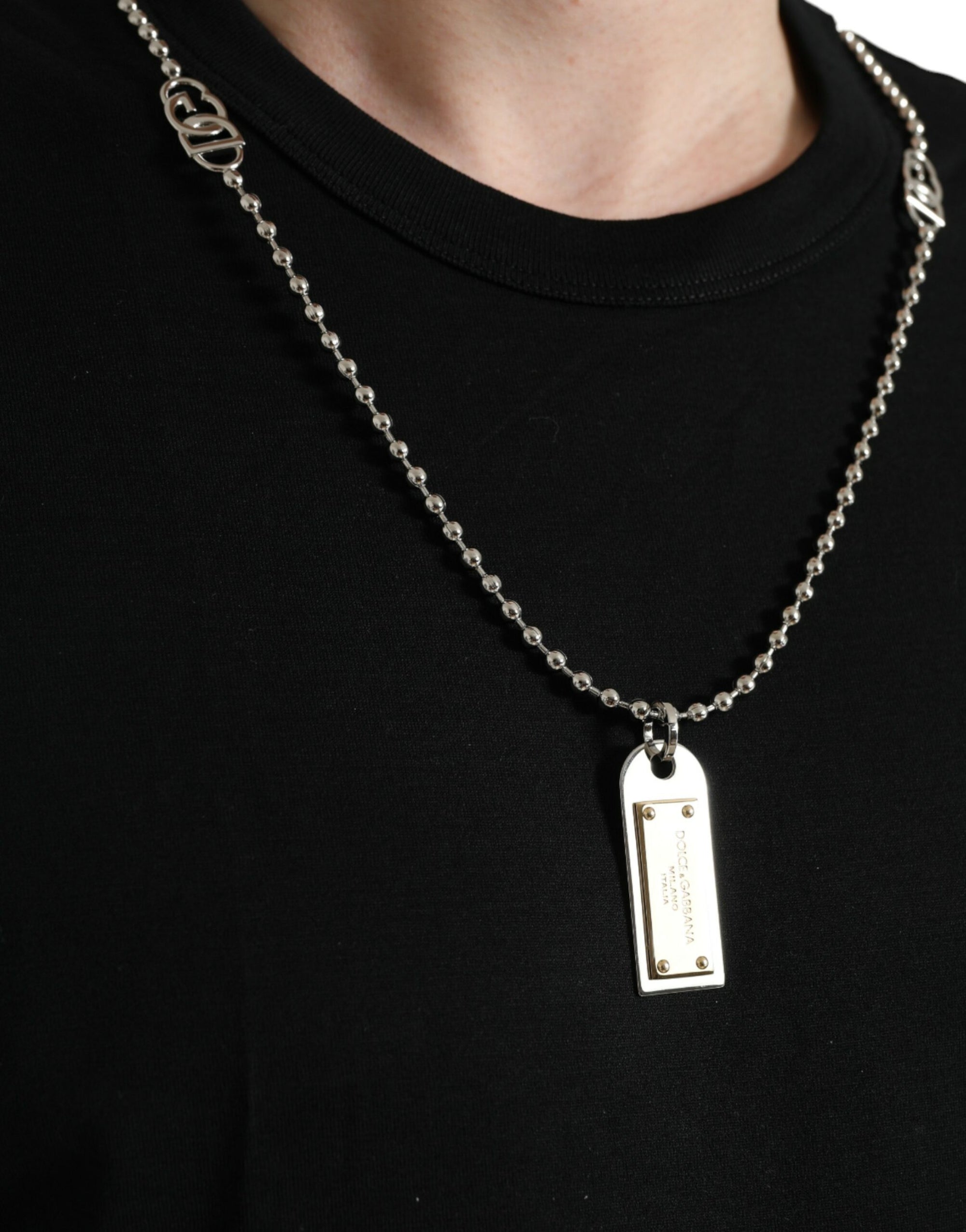Dolce &amp; Gabbana Sleek Cotton Round Neck T-Shirt with Chain Detail