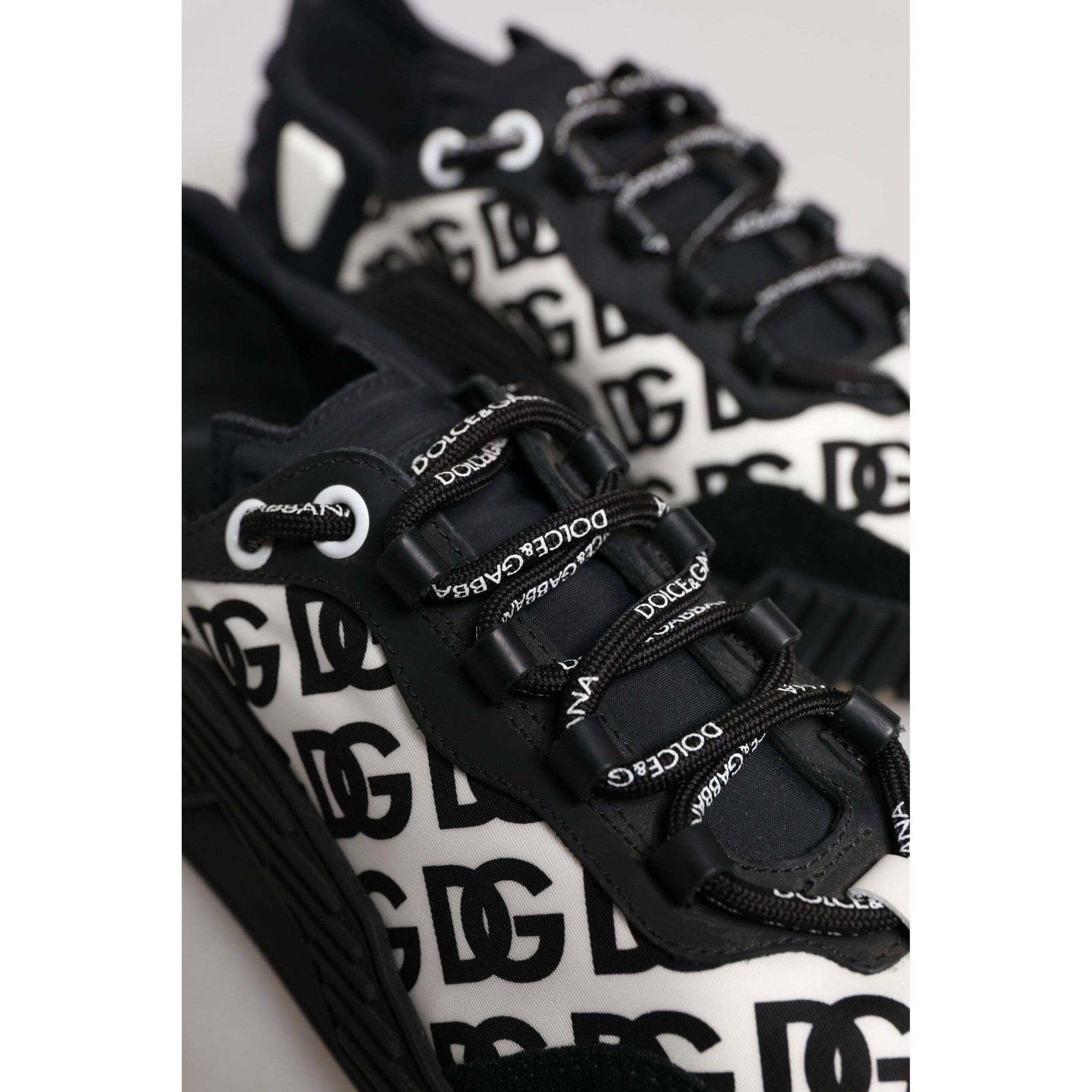 Dolce &amp; Gabbana Black Logo Lace Up Low Top NS1 Sneakers Shoes
