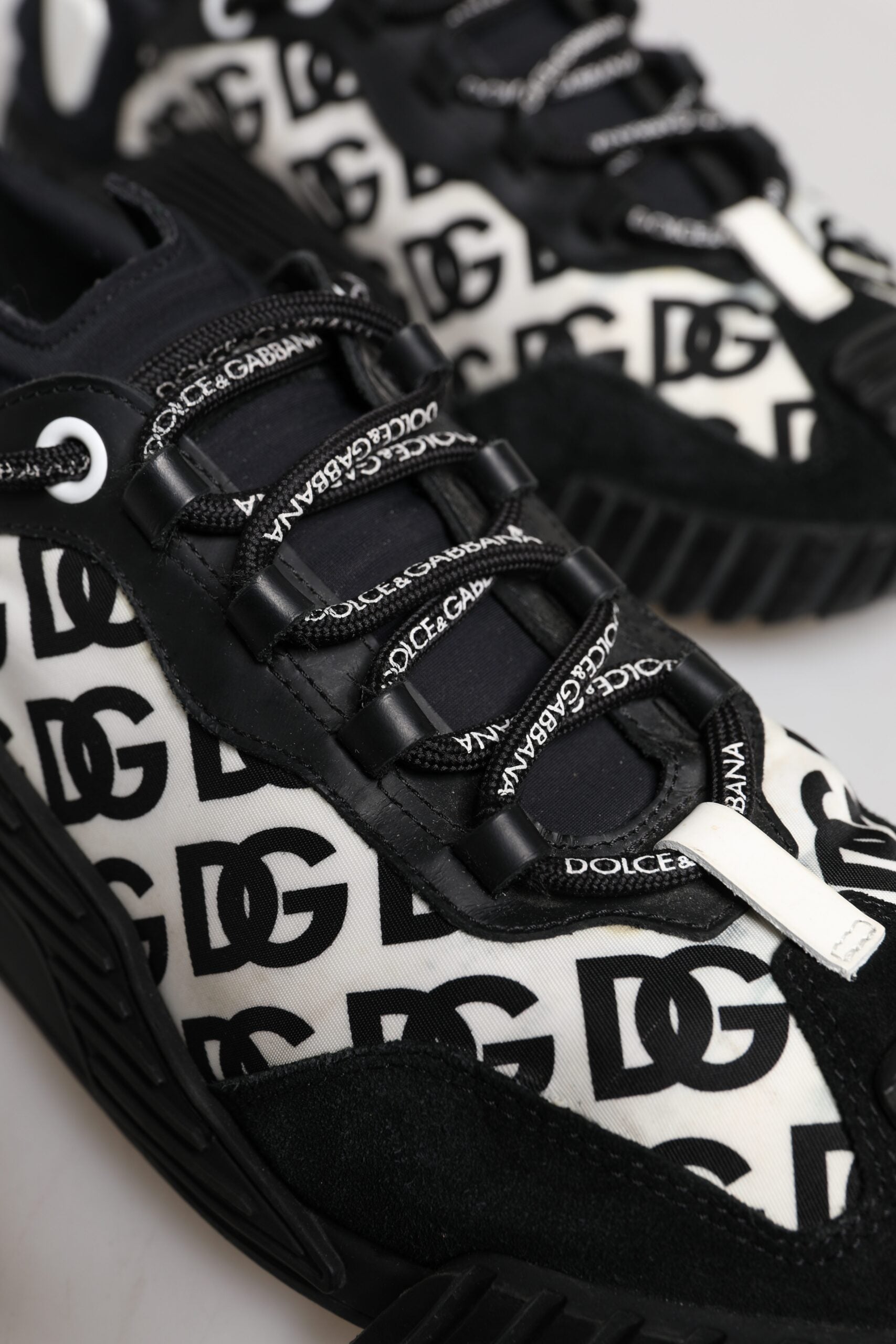 Dolce &amp; Gabbana Black Logo Lace Up Low Top NS1 Sneakers Shoes