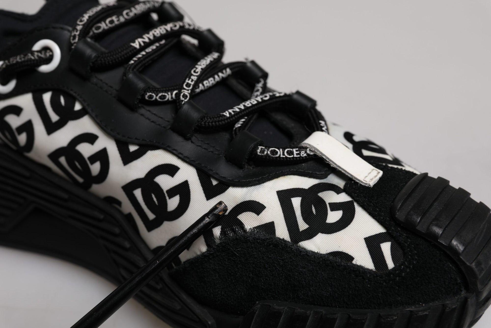 Dolce &amp; Gabbana Black Logo Lace Up Low Top NS1 Sneakers Shoes
