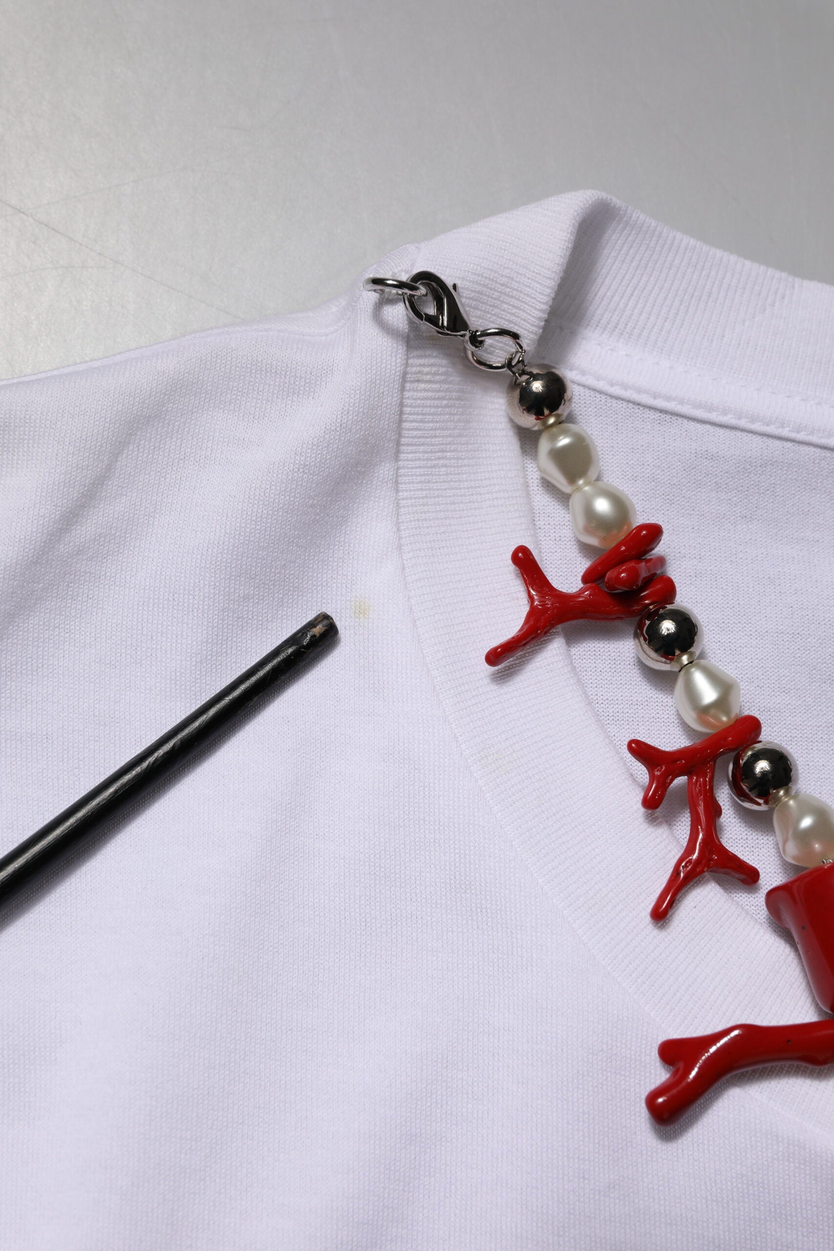 Dolce &amp; Gabbana White Embellished Cotton Crew Neck T-shirt