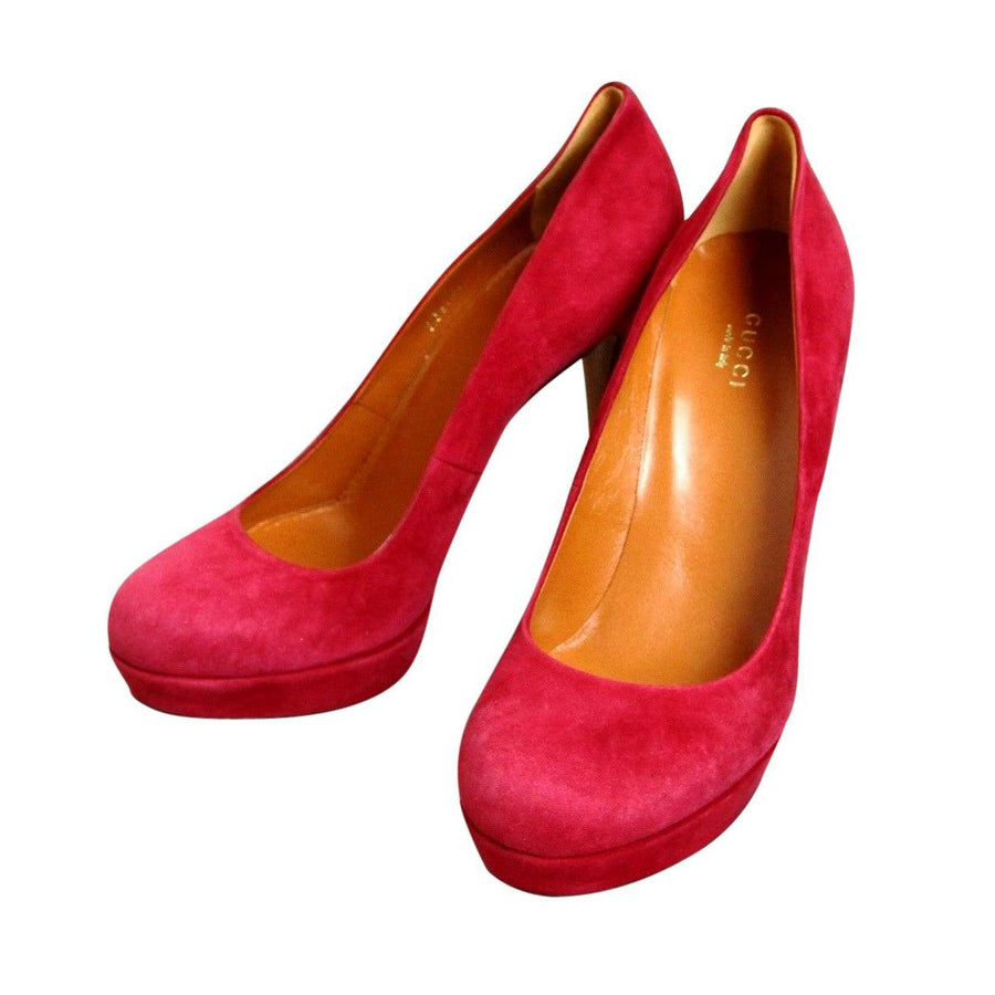 Gucci Women's Raspberry Suede Platform Pump Shoes