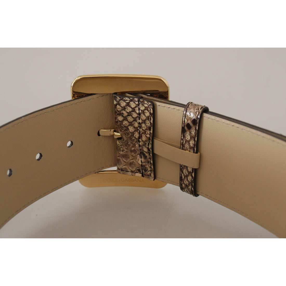 Dolce & Gabbana Elegant Leather Belt with Engraved Buckle