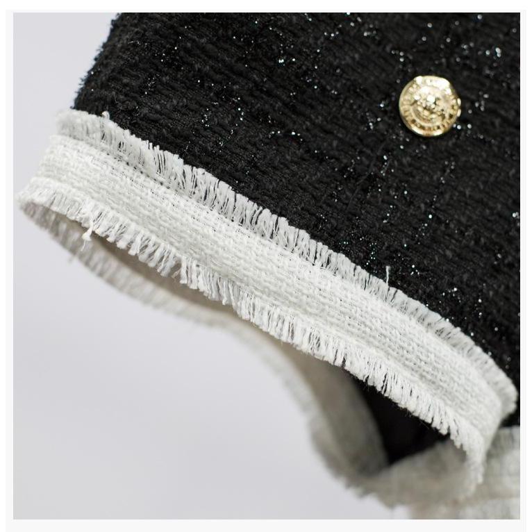 Deux Pièces Gris Short &amp; Cardigan Gris &amp; Boutons Dorés - Paris Deluxe